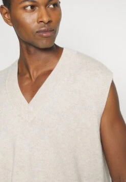 MAN V NECK VEST - Sweter - Light Beige -Next || Jack & Jones || s.Oliver Sklep 9072ffaf805e407d8adbccb6af3f89f4