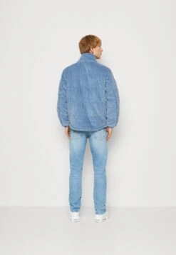 Lee PUFFER CORDUROY - Kurtka Przejściowa - Dreamy Blue -Next || Jack & Jones || s.Oliver Sklep b3d7cdb31ee8457db15d2db06f081573