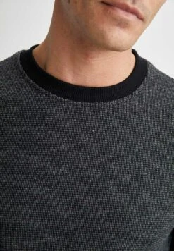 DeFacto REGULAR FIT - Sweter - Black -Next || Jack & Jones || s.Oliver Sklep b6eafc602f794e59959c5b649b899cc6